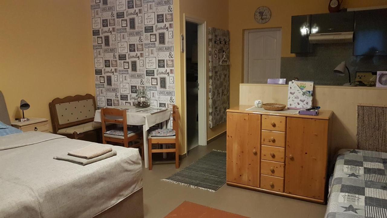 Levendulás Vendégház Zalaegerszeg Extérieur photo